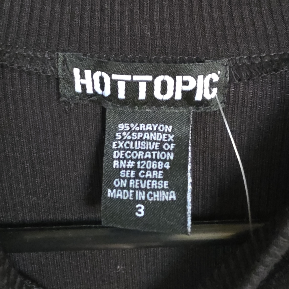 NWT Hot Topic Size 3X Black Planchette Cutout Mock Neck Long-Sleeve Top - Picture 4 of 7
